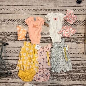 NWT 6 matching outfits for 6 month baby, carters and little me